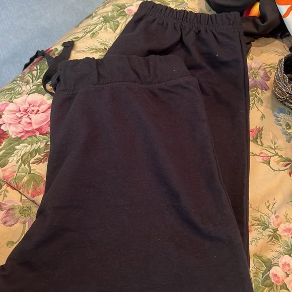 legging army Pants - Legging Army NWT Black sweat pants XL